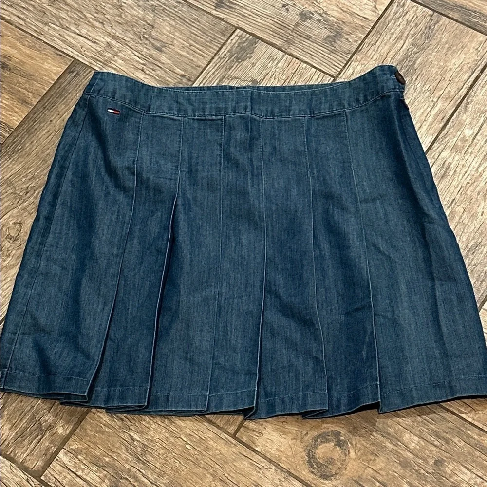 Tommy Hilfiger Jeans Pleated Denim Mini Skirt Women's 8 Blue Side Zip Closure